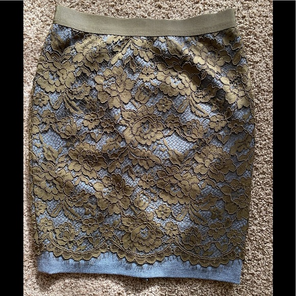 LOFT pencil skirt. Olive green lace - Picture 1 of 6